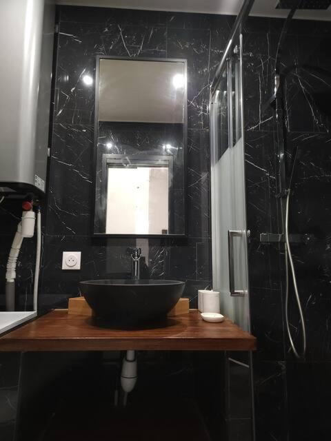 Apartment Cosy Proche Du Canal Saint Martin